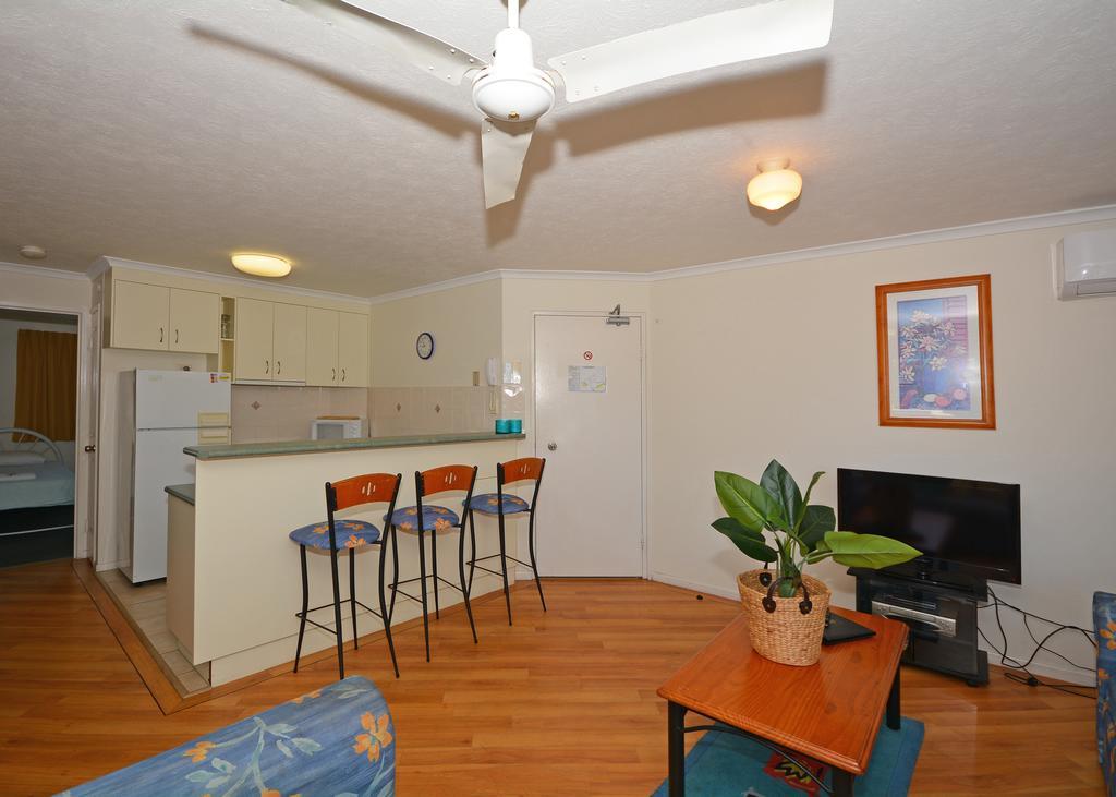 Jade Waters Luxury Apartments Hervey Bay Exterior photo