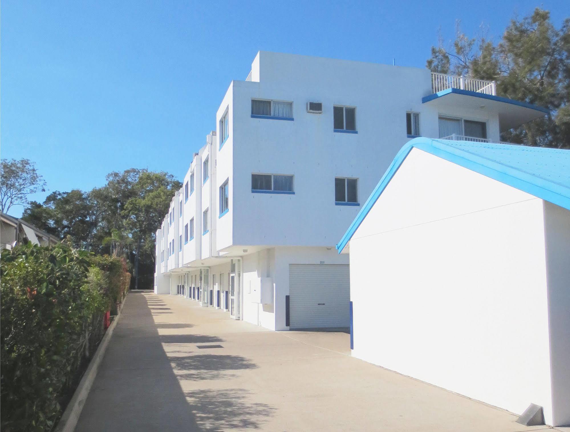 Jade Waters Luxury Apartments Hervey Bay Exterior photo