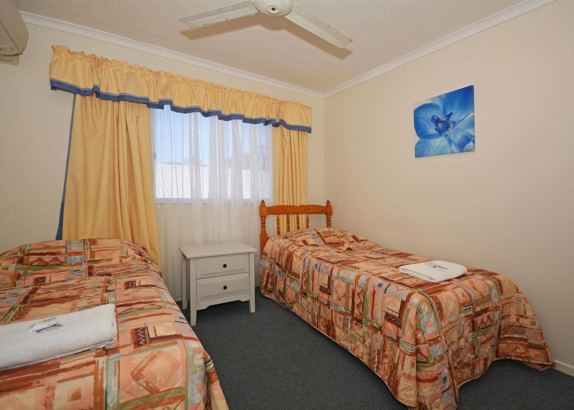 Jade Waters Luxury Apartments Hervey Bay Exterior photo