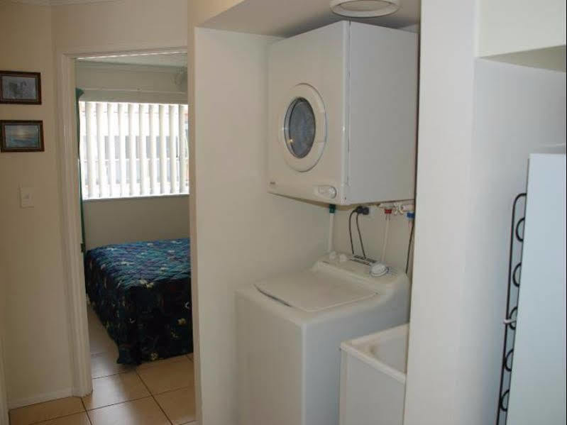 Jade Waters Luxury Apartments Hervey Bay Exterior photo